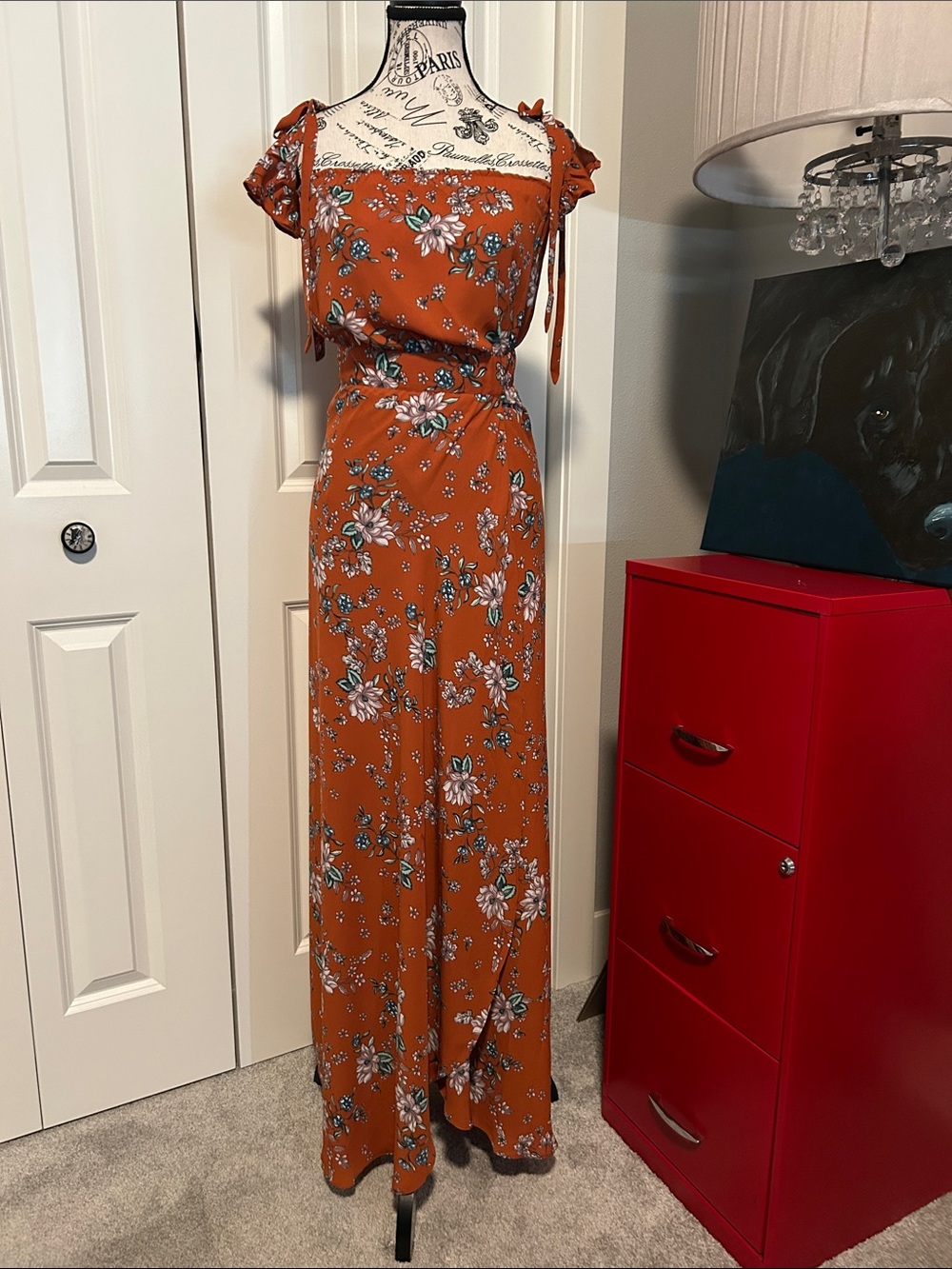 NWOT Women’s Rust Floral Maxi Dress